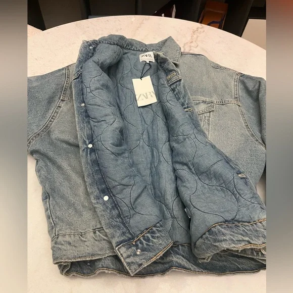 Zara Light Blue QUILTED DENIM
JACKET - Picture 10 of 10